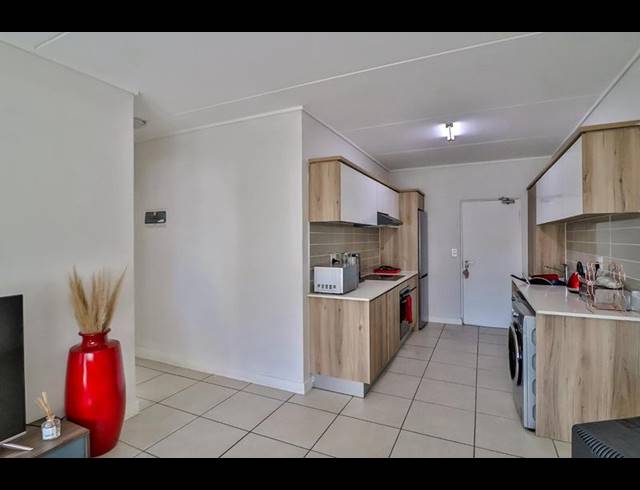 1 BEDROOM PROPERTY TO RENT IN MODDERFONTEIN